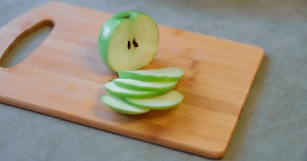 Apple slices